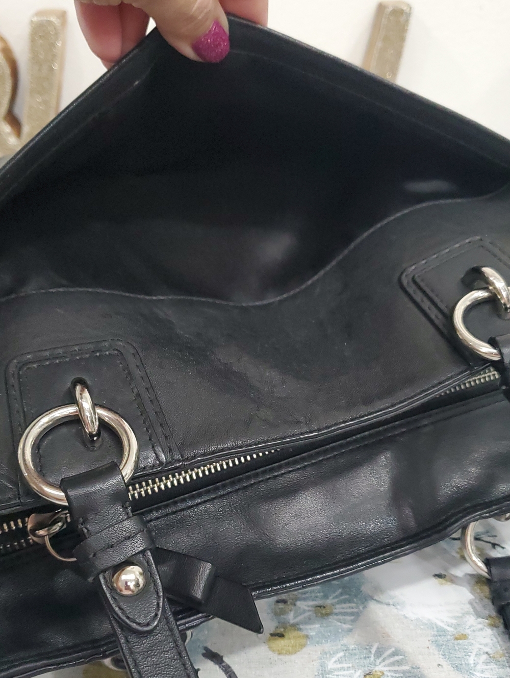 Coach Gallery East West Black Leather Tote - Picture 11 of 16